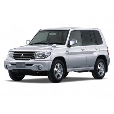 Купить Авточехлы для Mitsubishi Pajero iO, джип/suv 5 дв., 1 поколение (2000 - 2007), правый руль, второй ряд спинка 50/50 без подлокотников, сидение цельное  в  интернет-магазине Dislo в Хабаровске