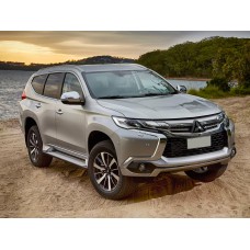 Купить Авточехлы для Mitsubishi Pajero Sport, джип/suv 5 дв., 3 поколение (2016 - 2021), левый руль, второй ряд 40/60 с клапаном  в  интернет-магазине Dislo в Хабаровске