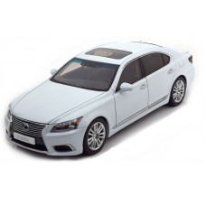 Купить Коврик в багажник Dislo для Lexus LS600hl 2006-2016   в  интернет-магазине Dislo в Хабаровске